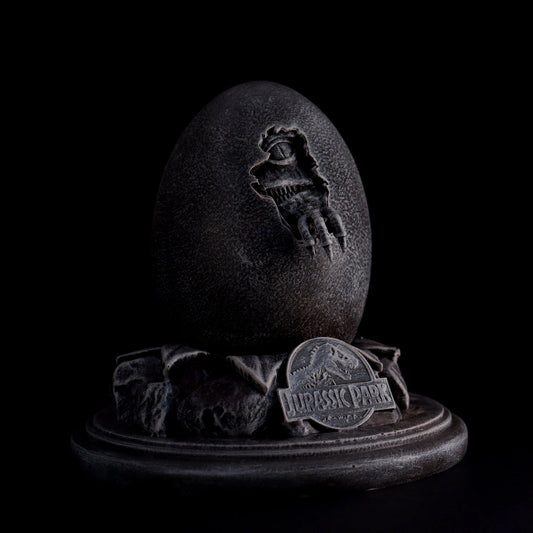 Jurassic Park: Limited Edition - 30th Anniversary Replica Egg & John Hammond Cane Set