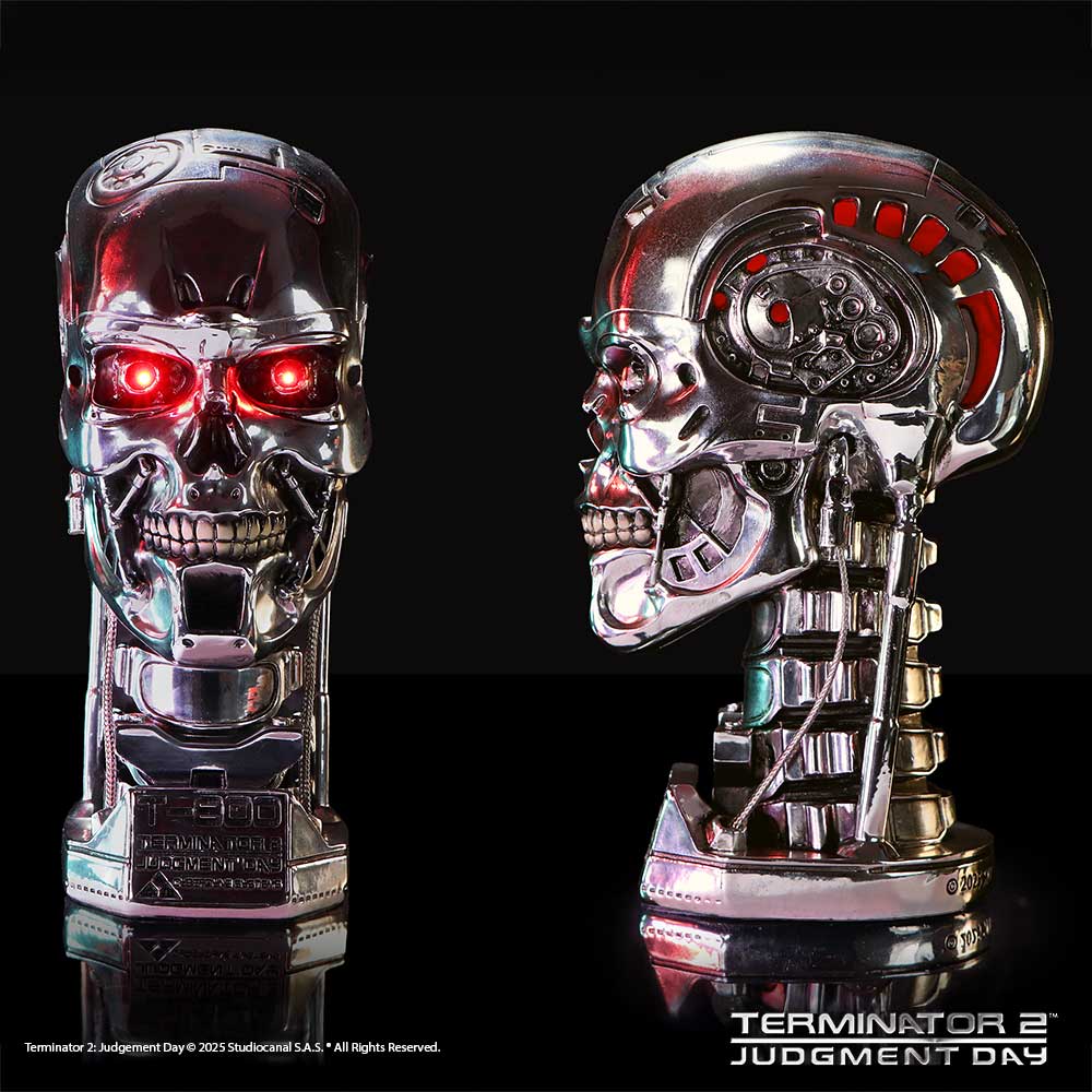 Terminator: T-800 Light Up Figurine